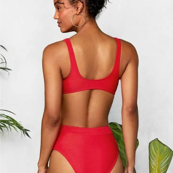 Women’s Size Medium Cupshe Ribbed Red Bowknot Bikini High Waisted B Cup - Picture 3 of 4